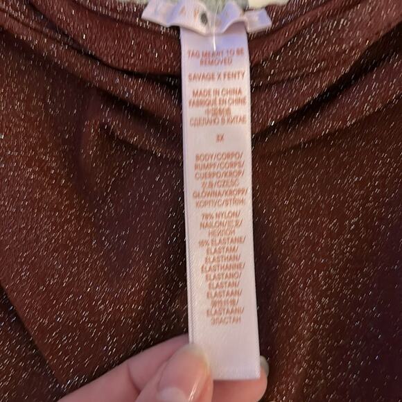 NEW Savage X Fenty burgundy sparkle cut out side tie long sleeve bodysuit 3X - Picture 10 of 10